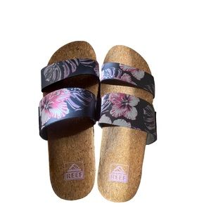 Reef Brand, purple with pink hibiscus print, cushioned sandal